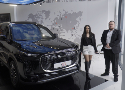 Просторно, комфортно, стильно: обзор на новый кроссовер TENET T8