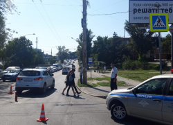 В Ростове легковушка сбила 11-летнего ребенка на пешеходном переходе