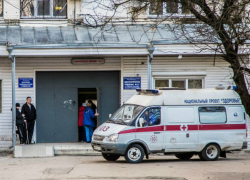 В Ростовской области столкнулись автобус и иномарка