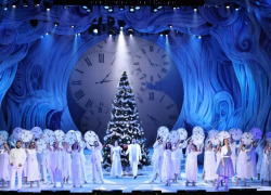 Музыкальный театр приглашает зрителей на концерт и два сказочных спектакля