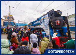 В Ростов-на-Дону 2 января прибыл новогодний поезд Деда Мороза