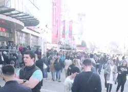 В Ростове эвакуировали людей из торгового центра "Талер" на Западном 