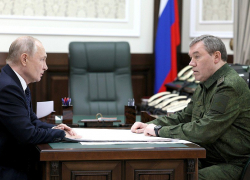 Иностранные СМИ встревожились из-за частых визитов Путина в штаб ЮВО в Ростове