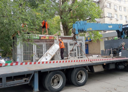 В Ростове начали сносить незаконные киоски