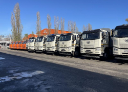 В Ростове регоператор обновил автопарк мусоровозов
