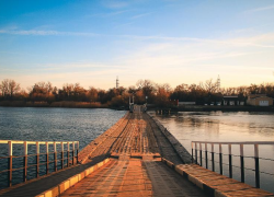 В Ростове на неделю ограничат движение по понтонному мосту на Зеленый остров