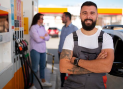 Автотранспортная компания в Ростове ищет машиниста-оператора нефтебазы без опыта работы