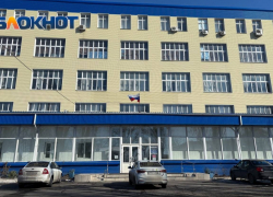 Сотни швей бывшей "Глории Джинс" распустили по домам без зарплат после ареста руководства "Булавы"