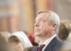 Десять лет у власти губернатора Ростовской области: самые необычные образы Василия Голубева