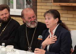 Десять дочерей и восемь сыновей: жена священника из Ростова получила орден «Мать-героиня»