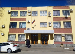 В Ростове фигуранты дела об автосалонах-мошенниках отрицают свою вину