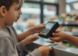 На Дону растет популярность детских банковских карт