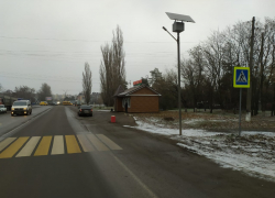 В Ростовской области водитель сбил 3-летнего ребенка и пенсионерку на пешеходном переходе