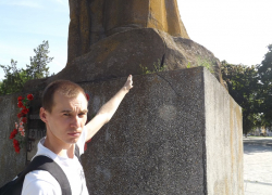 Администрация Новочеркасска не нашла денег на реставрацию разрушающегося памятника красным казакам