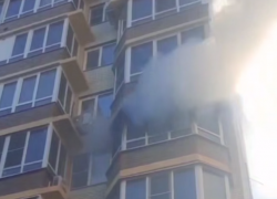 Двоих детей госпитализировали из-за пожара в Аксае