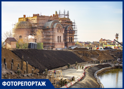 Прогулочная зона и домики для уточек: фоторепортаж со строительства храма в честь святого Георгия Победоносца в Ростове