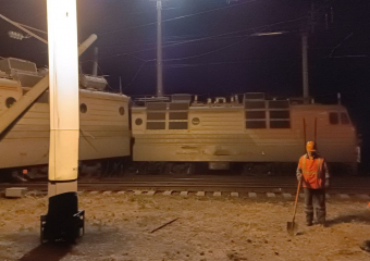 Восемь пассажирских поездов следуют с задержками из-за аварии в Ростовской области
