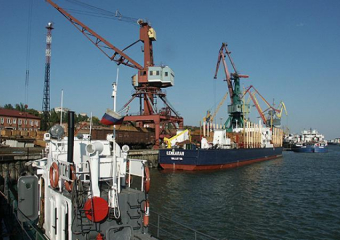 Прокуратура заинтересовалась невыплатой зарплаты бастующим в Ростове морякам 