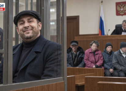 «Кормили как свиней»: что раскрылось во время первого суд над рабовладельцем из Славы Труда 