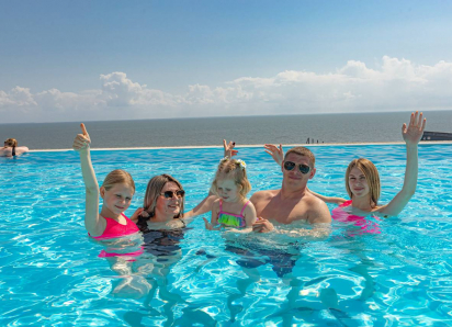 Проведите весенние каникулы мечты у моря на семейном курорте «Станция Морская»