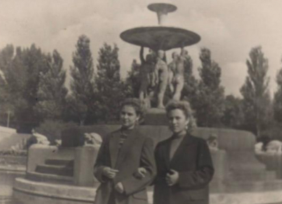 Парку Революции 100 лет: как городская окраина превратилась в любимое место отдыха ростовчан 