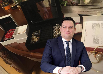 По делу задержанного за взятку декана РостГМУ Сафроненко прошли обыски