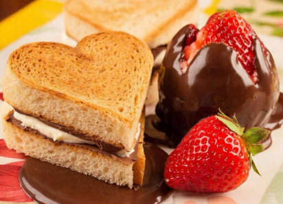 Что приготовить быстро и вкусно на 8 Марта для любимой женщины 