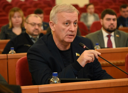 Депутат Адам Батажев: за что боролся, на что напоролся