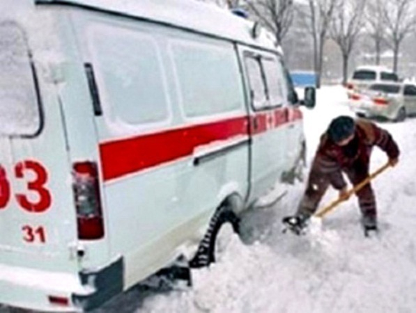В Ростове машины скорой помощи не смогли вовремя попасть к больным