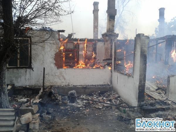 Жилой деревянный барак сгорел в Белокалитвинском районе
