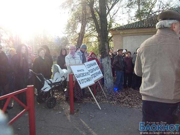 Несмотря на протесты местных жителей, в Самарском закрыли единственное родильное отделение