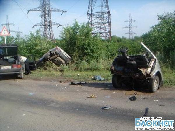 В Ростовской области в ДТП «восьмерку» разорвало пополам, водитель погиб
