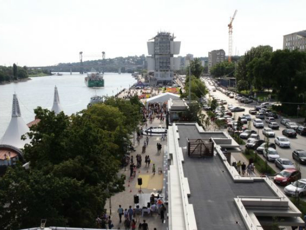 Водителей Ростова предупредили о новом ограничении движения в центре город