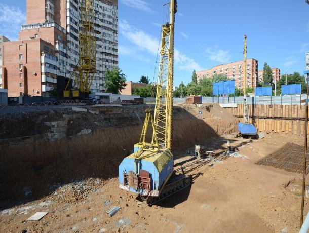 «В том, что Ростов меняется, заслуги чиновников нет»: представители строительного бизнеса поспорили с властями