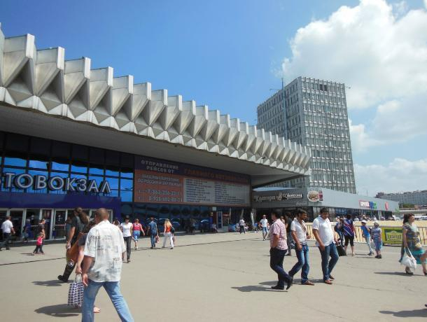 Начальника главного автовокзала Ростова подозревают в мошенничестве