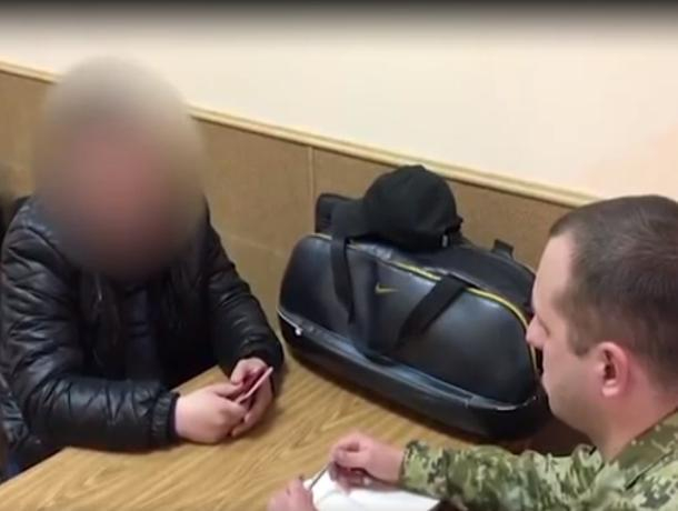 Двое сотрудников ростовской полиции сбежали на Украину