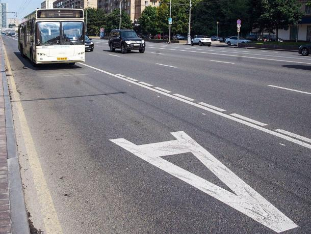 В Ростове на автобусах установят камеры фиксации ПДД