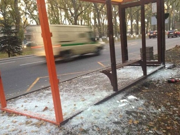 Чиновники администрации Ростова пожаловались на вандалов