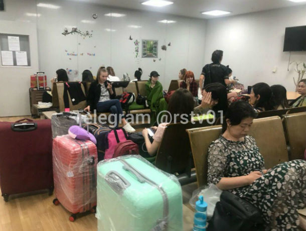 В Корее в аэропорту застряли туристы из Ростова