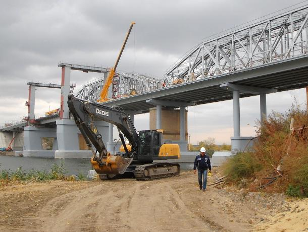 В Ростовской области до конца года достроят мост в Каменск-Шахтинском