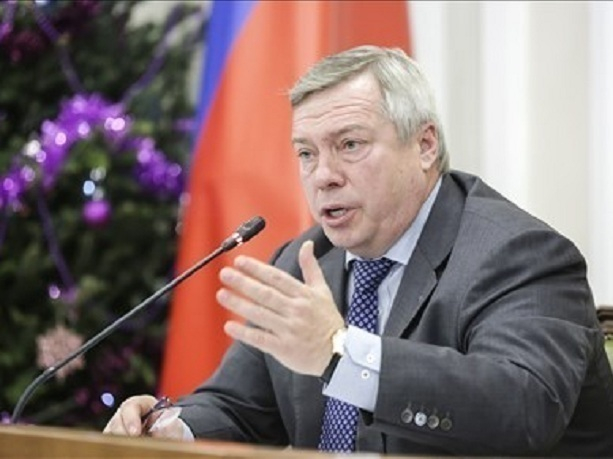 Пробки и жуткие дороги возмутили губернатора Ростовской области