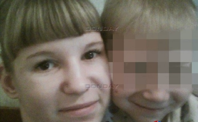 В Ростовской области молодая мама выпала с балкона и погибла