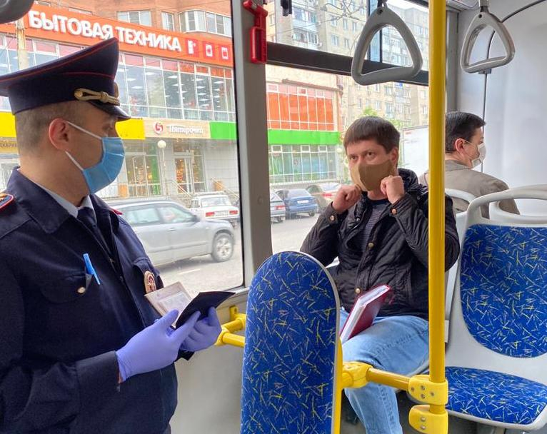 В Ростове пассажиров без масок выгоняют из автобусов