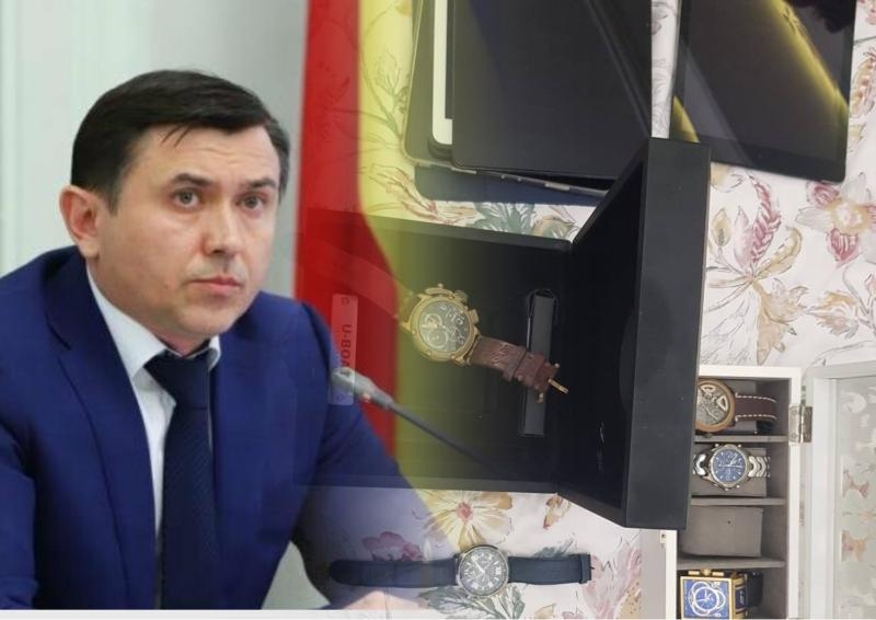 Силовики провели обыски у замглавы администрации Ростова по ЖКХ Алексея Пикалова