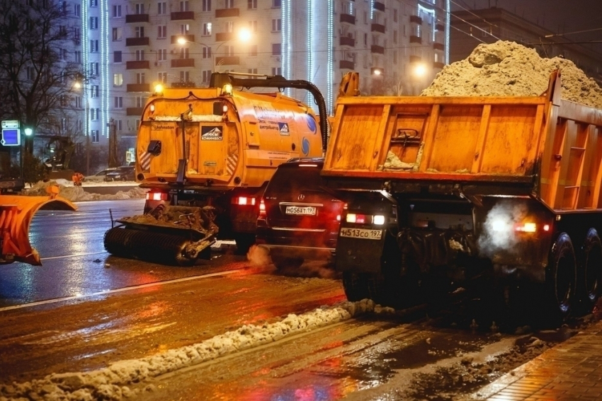 В Ростове из-за первого снега создан оперативный штаб