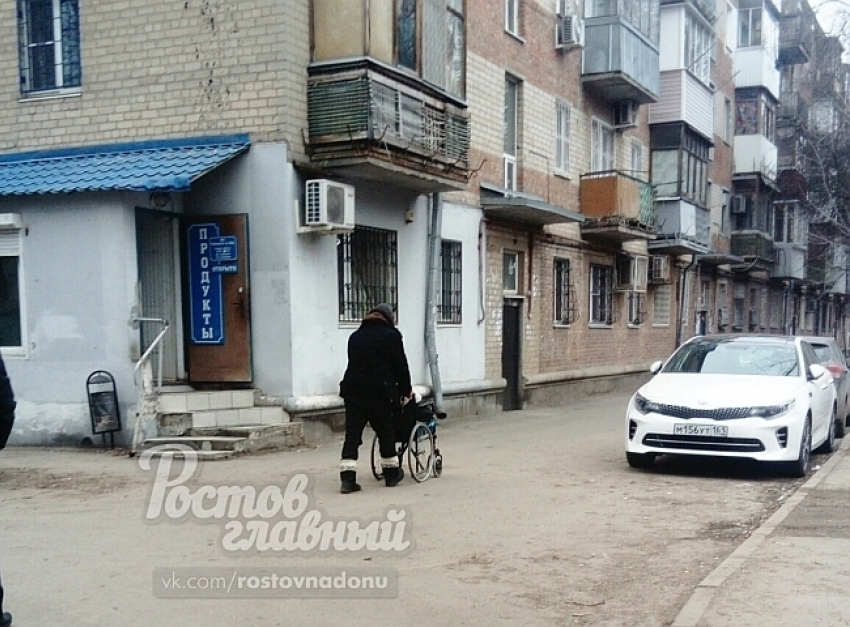 В Ростове прикованный к коляске инвалид исцелился за секунду