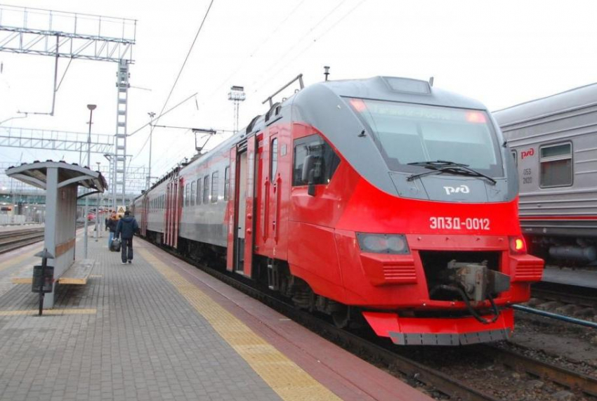 Новые погодные модули для защиты пассажиров установили на пригородном вокзале Ростова