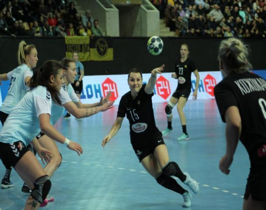 Гандболистки «Ростов-Дона» в тяжелом матче одолели «Звезду»