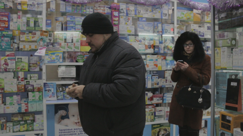 В ростовских аптеках вновь появились противовирусные препараты и маски