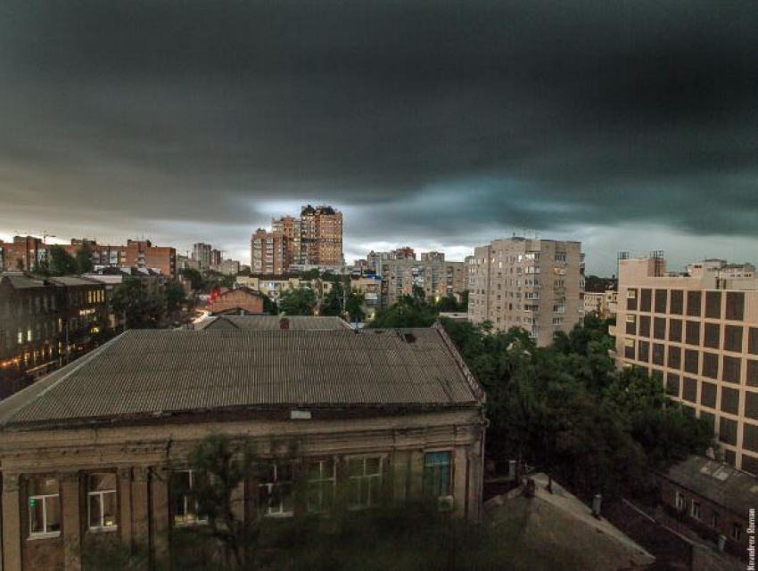 Гром и молнии: погода в Ростове на субботу, 27 июля